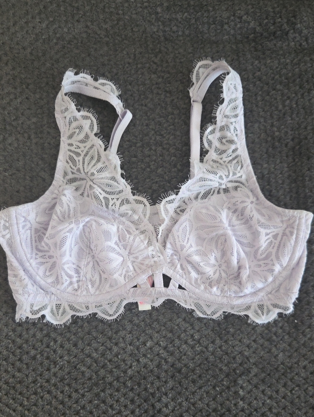 PINK Victoria's Secret White Lace Underwire Bralette
